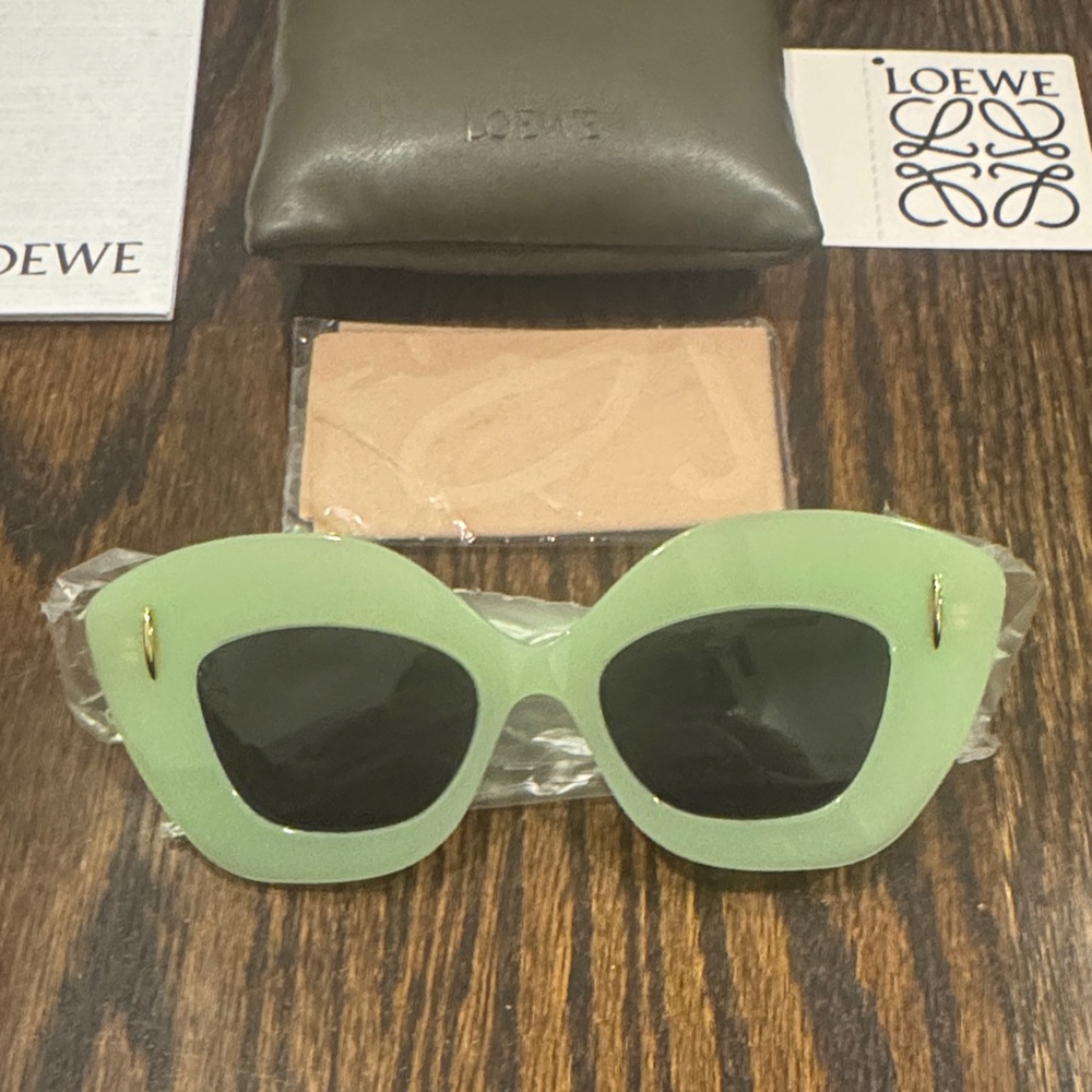 Loewe Retro Screen Sunglasses Clay Green/Spring Jade NwT